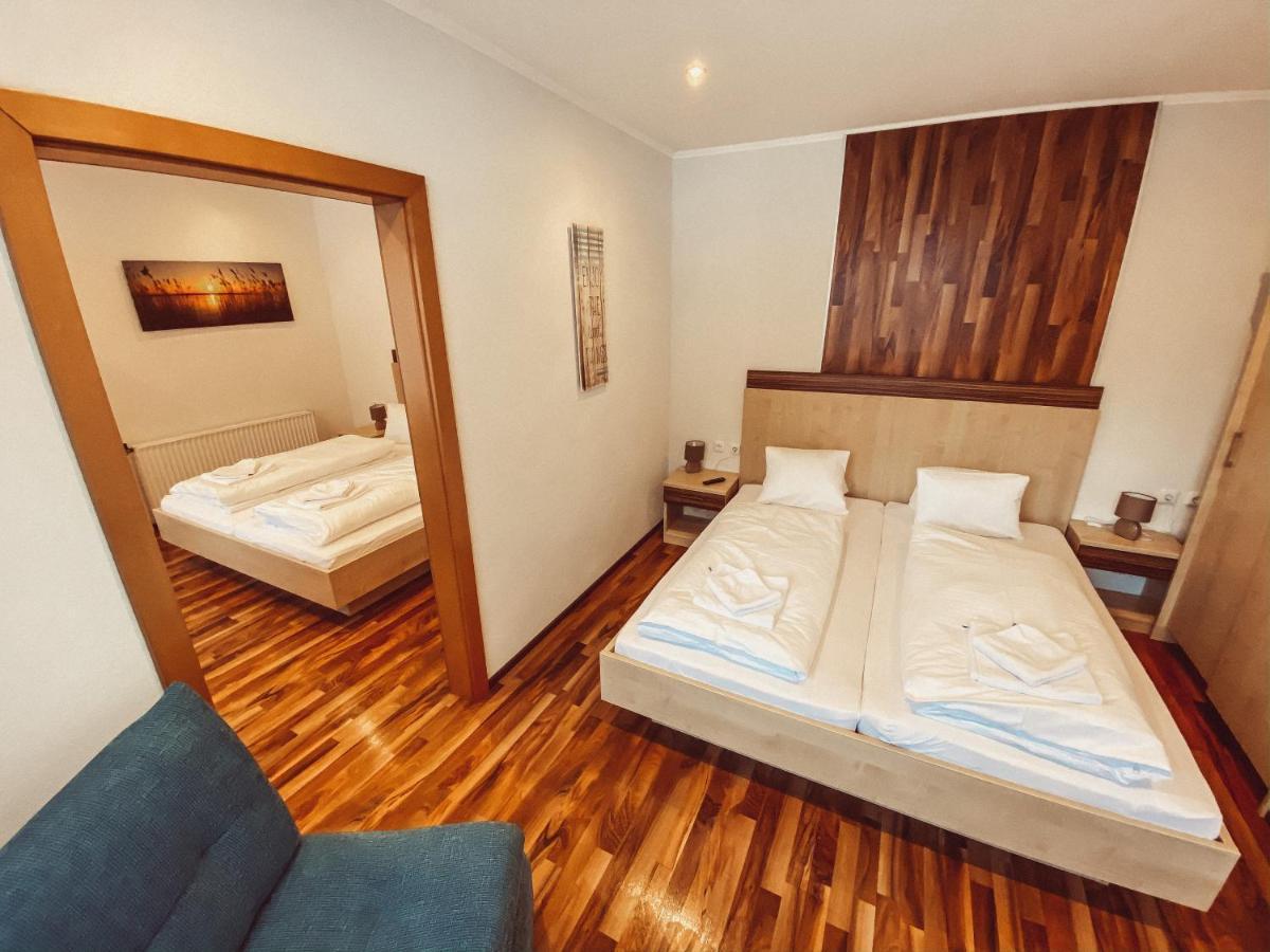Fruehstueckspension Auer - Haus Kargl ชลัดมิง ภายนอก รูปภาพ