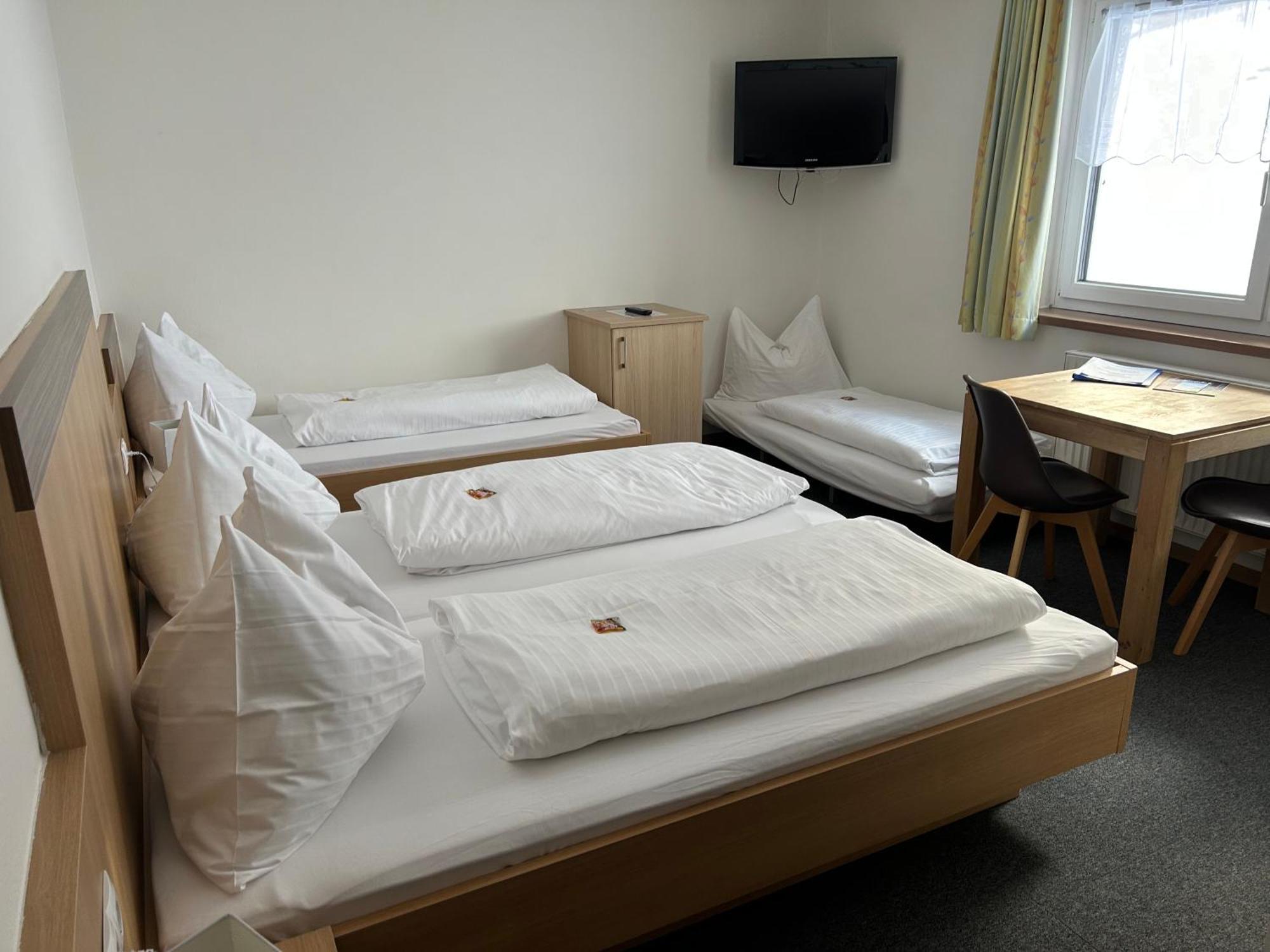 Fruehstueckspension Auer - Haus Kargl ชลัดมิง ภายนอก รูปภาพ